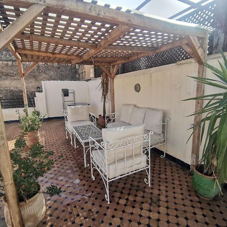 Riad Avec Terrasse Privee Et Piscine Partagee A 300M Фес Екстер'єр фото