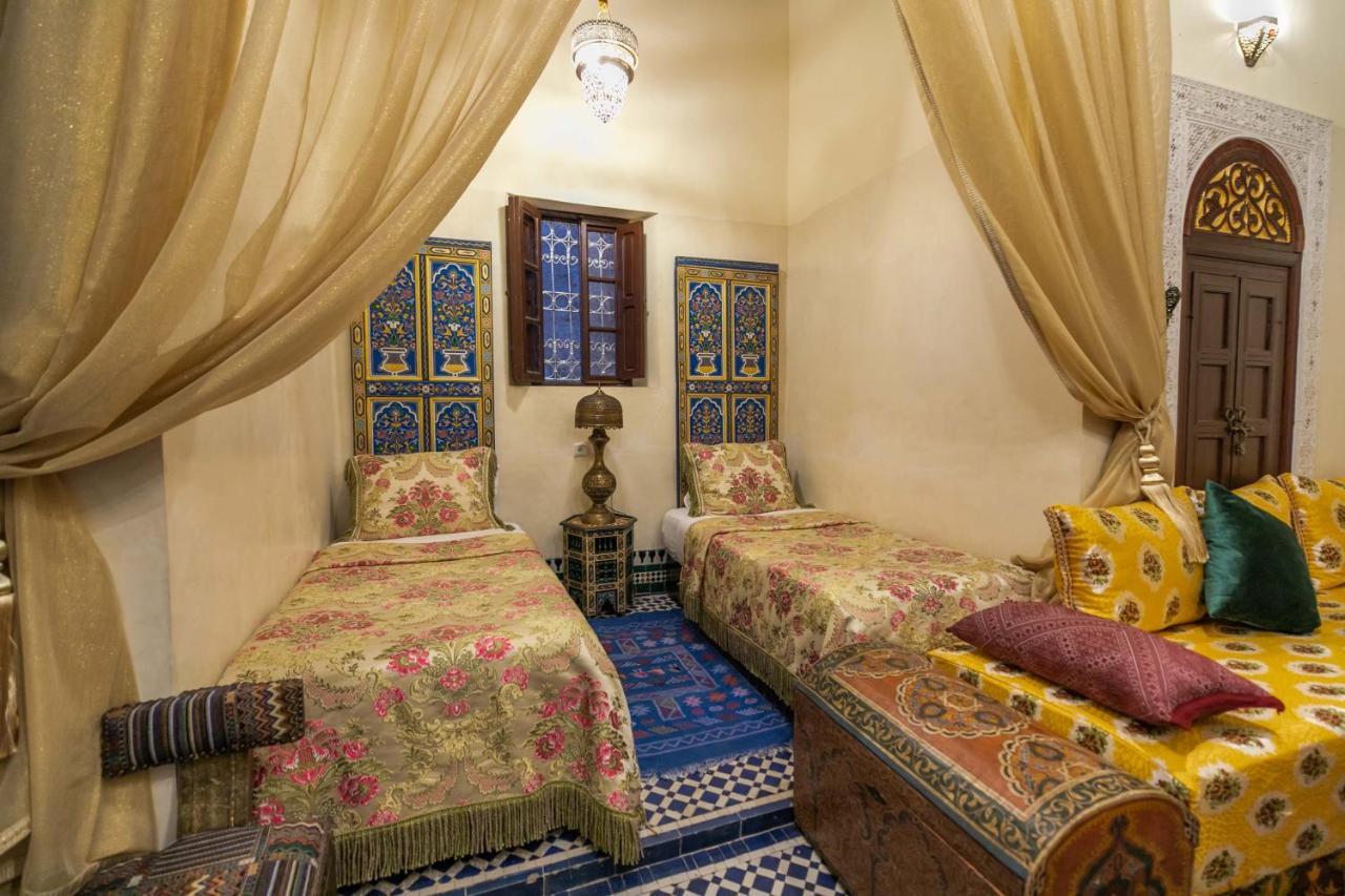 Riad Avec Terrasse Privee Et Piscine Partagee A 300M Фес Екстер'єр фото